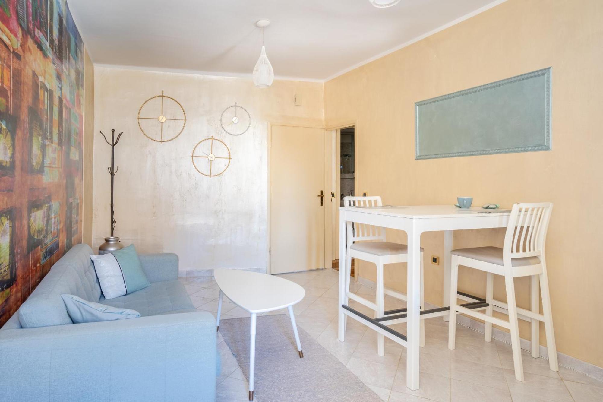 Central Apartments Circolo Ровинь Экстерьер фото