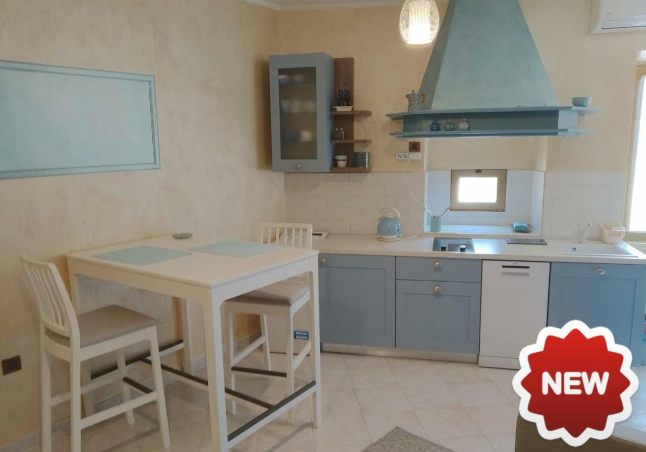 Central Apartments Circolo Ровинь Экстерьер фото