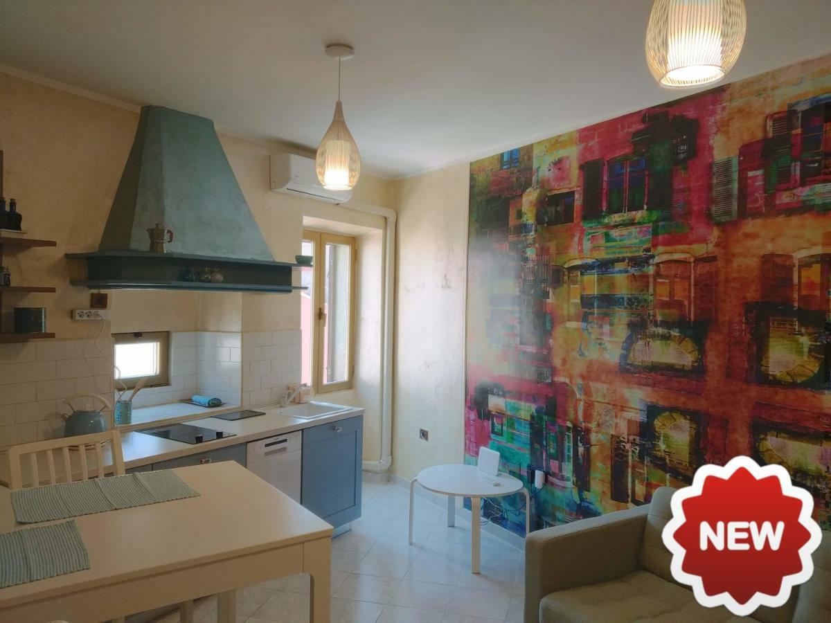 Central Apartments Circolo Ровинь Экстерьер фото